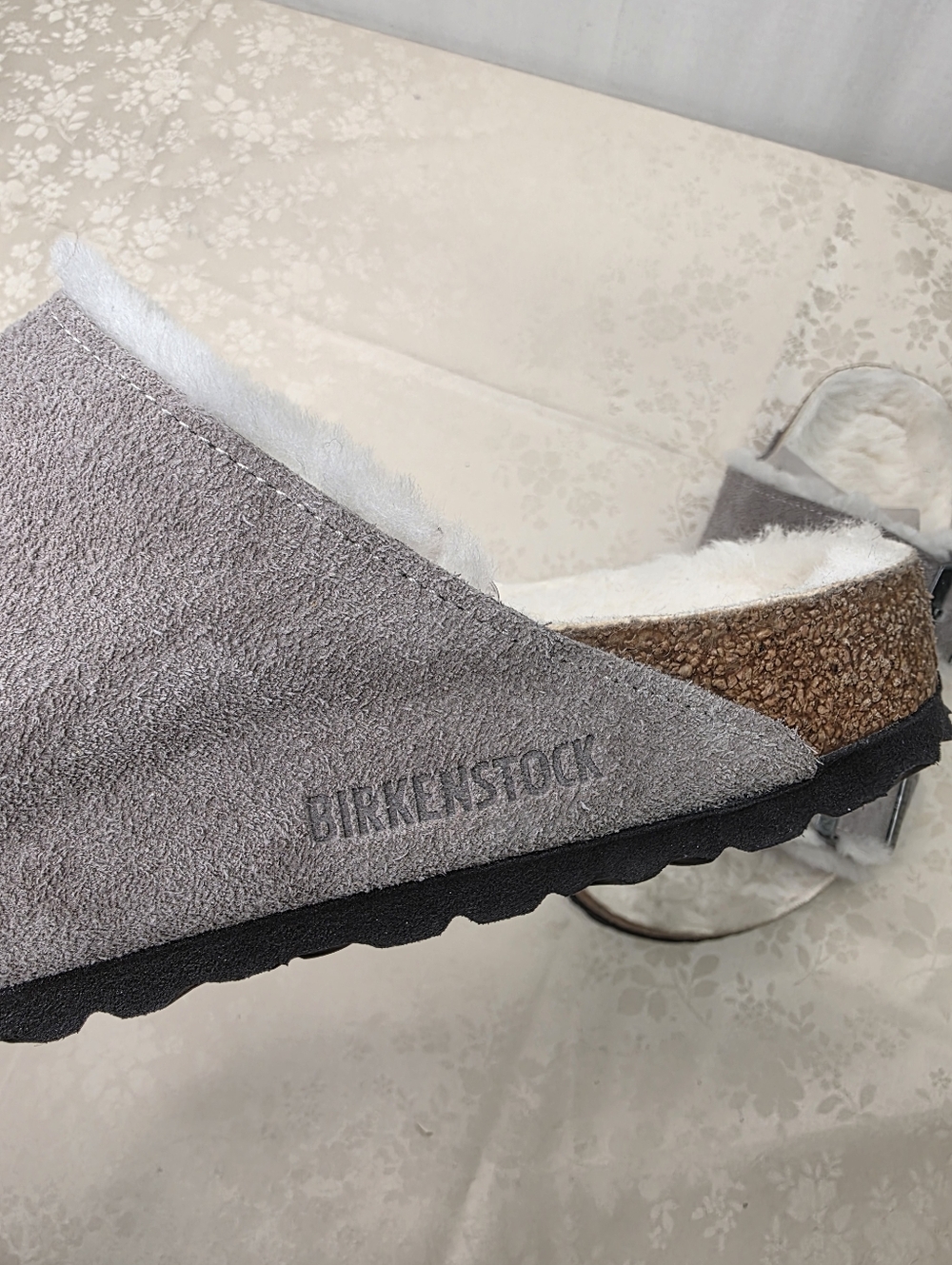 Birkenstock Arizona Shearling Suede Sandals Stone Coin Gray 39 L8 M6 - Picture 3 of 7
